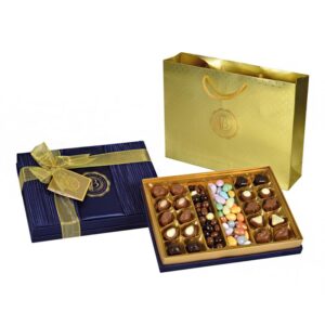 BOLCI.בונב שוקלד פרלינים עור סאטן כחול  500 גרם 6\1