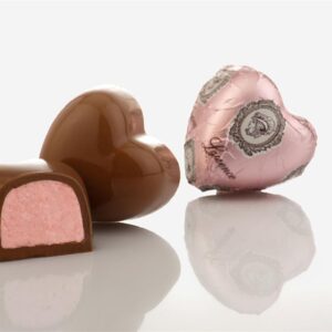 LAURENCE.שוקלד לב ורוד במילוי קצפת תות 4 ק"ג \1