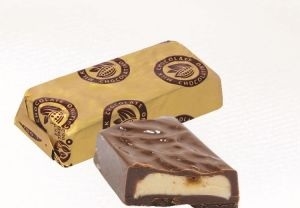 Regal112.שוקלד חלב במילוי קרם קרמל 1ק"ג 31