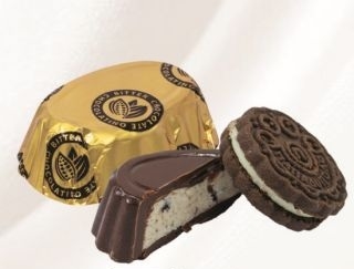 Regal201.שוקלד חלב במילוי קרם עוגיות אוריו 1ק"ג 31