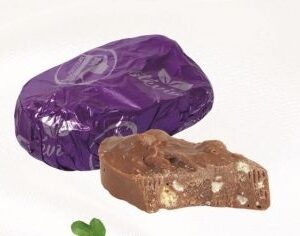 Regal302.שוקלד חלב במילוי קרם  עוגיות ואגוזים ללא תוספת סוכר 1ק"ג 31